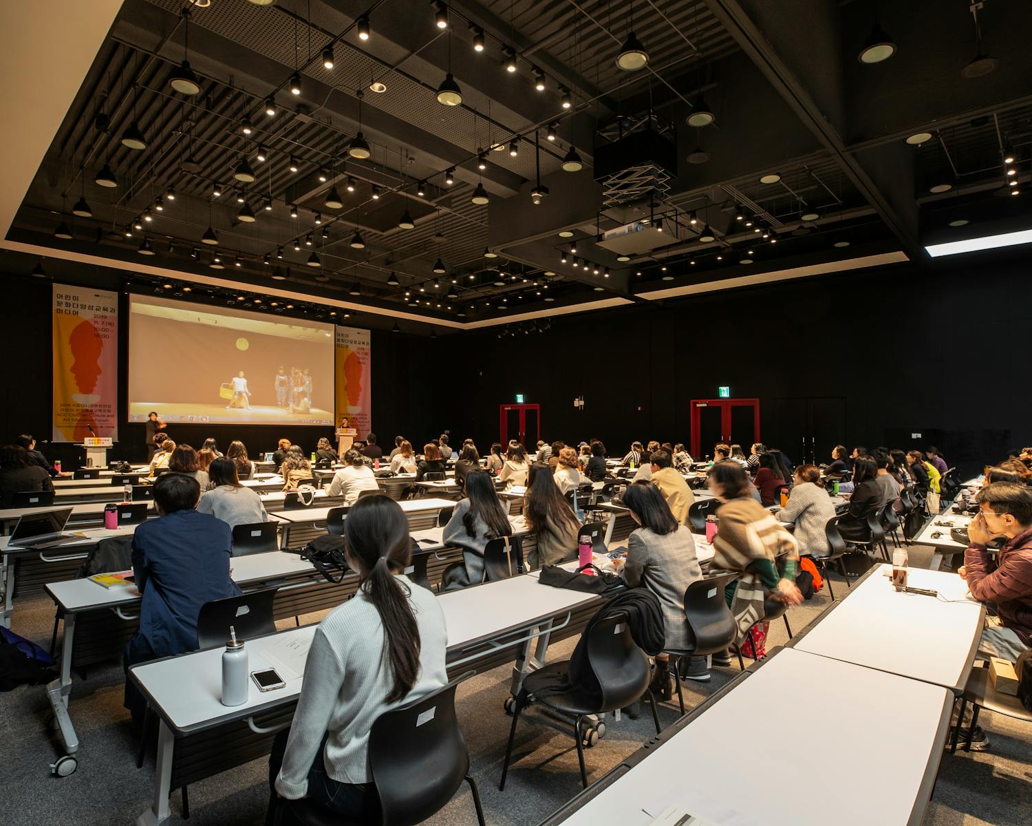 pexels-photo-4940642